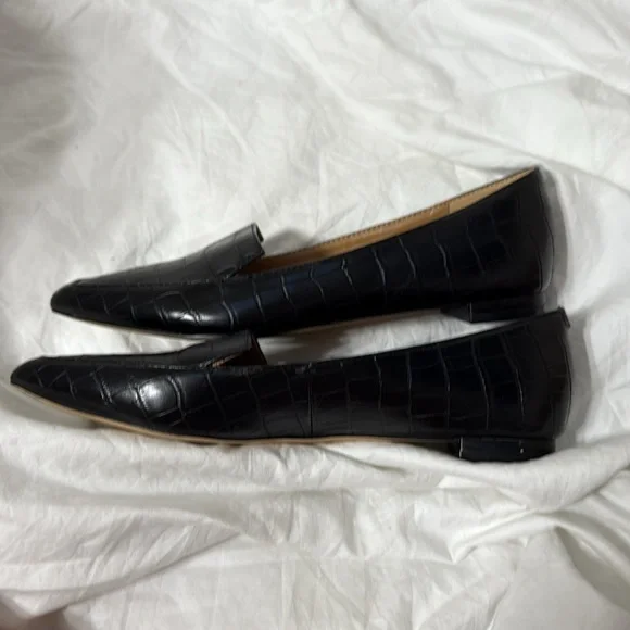 Women’s Nine West Black Faux Alligator Leather Loafer flats. Size 7. - Picture 10 of 11